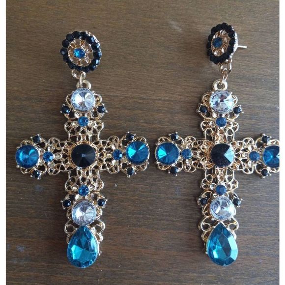 Baroque gothic teal and black rhinestone cross earrings new, no tags - Picture 1 of 3